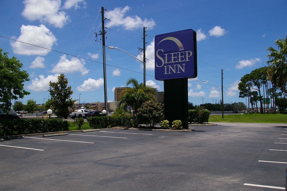 Sleep Inn Clearwater 22/41