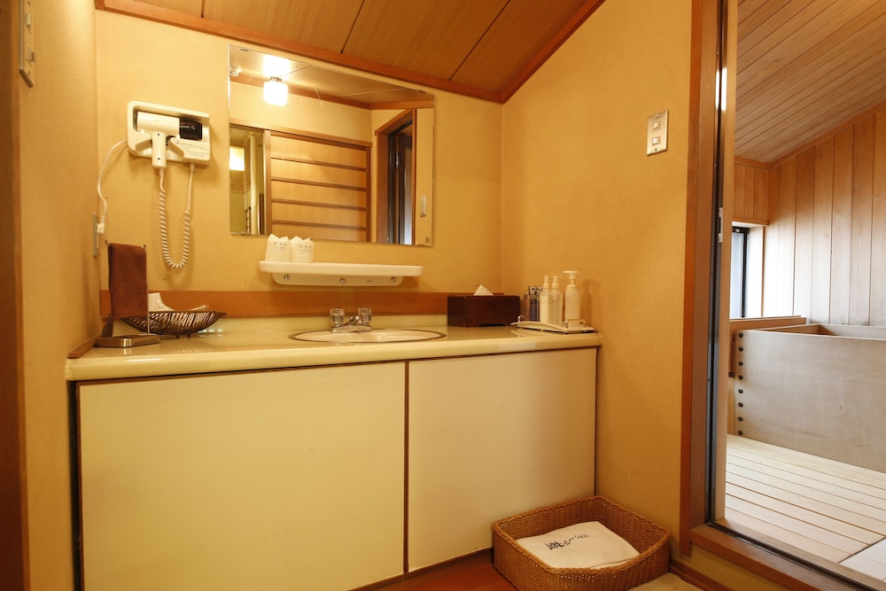 Tateshina Park Hotel (ex. Tateshina Ai) 69/69
