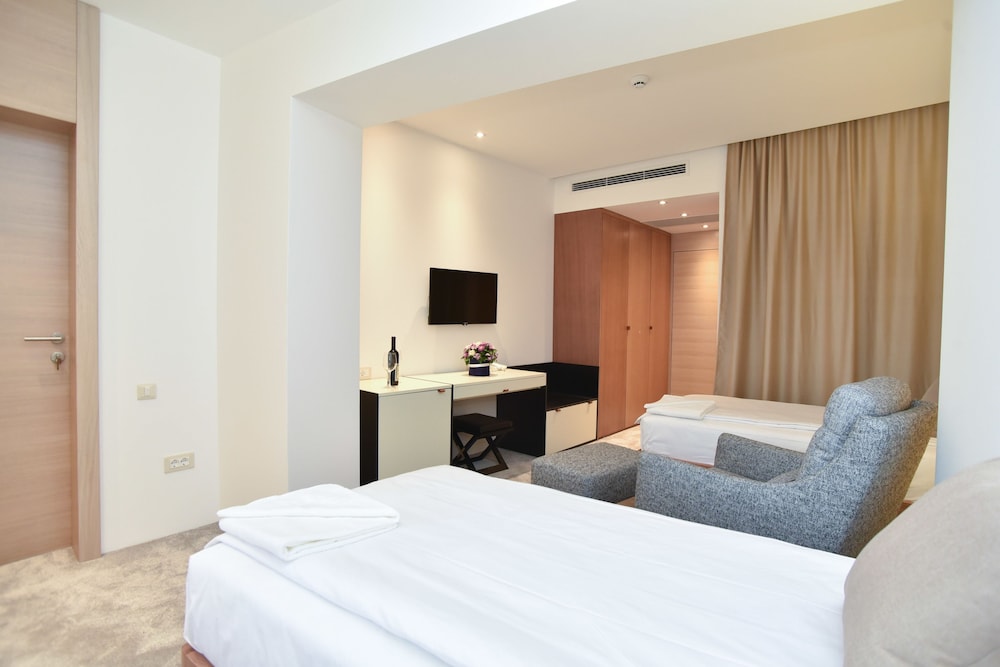 Hotel Harmonia By Dukley 35/64