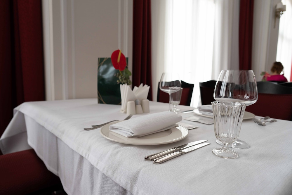 ANIM Boutique Hotel 30/37