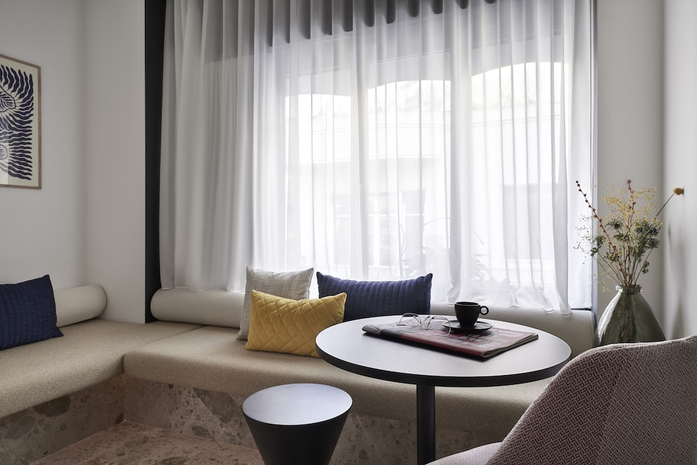 The Social Athens Hotel, a member of Radisson Individuals 36/50