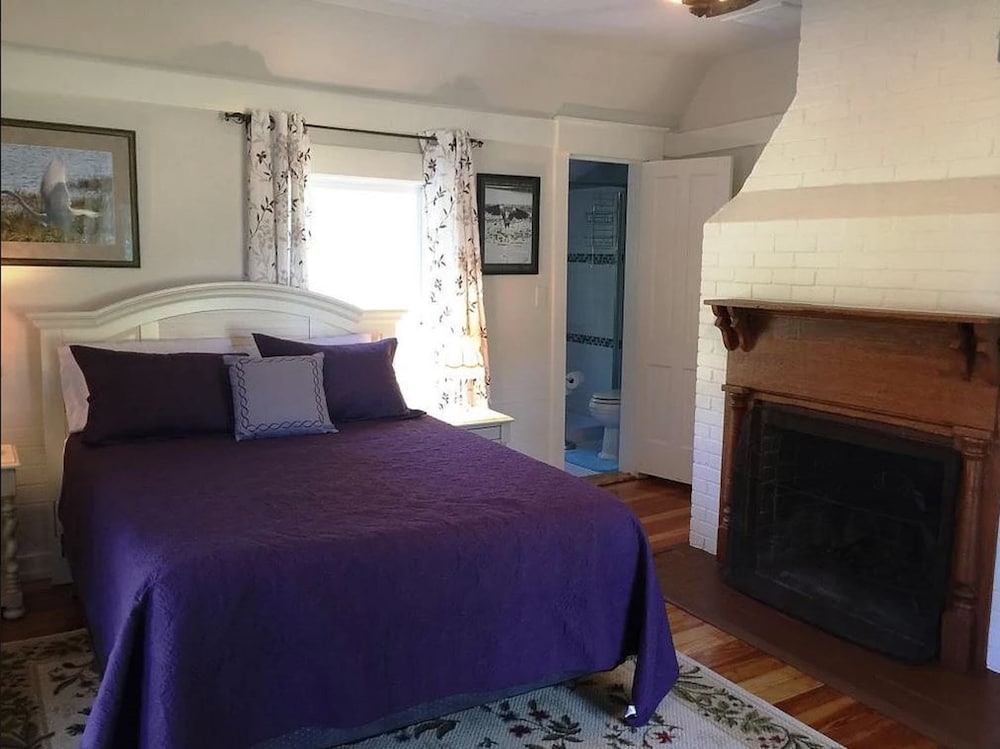Dolan House B&B 6/20