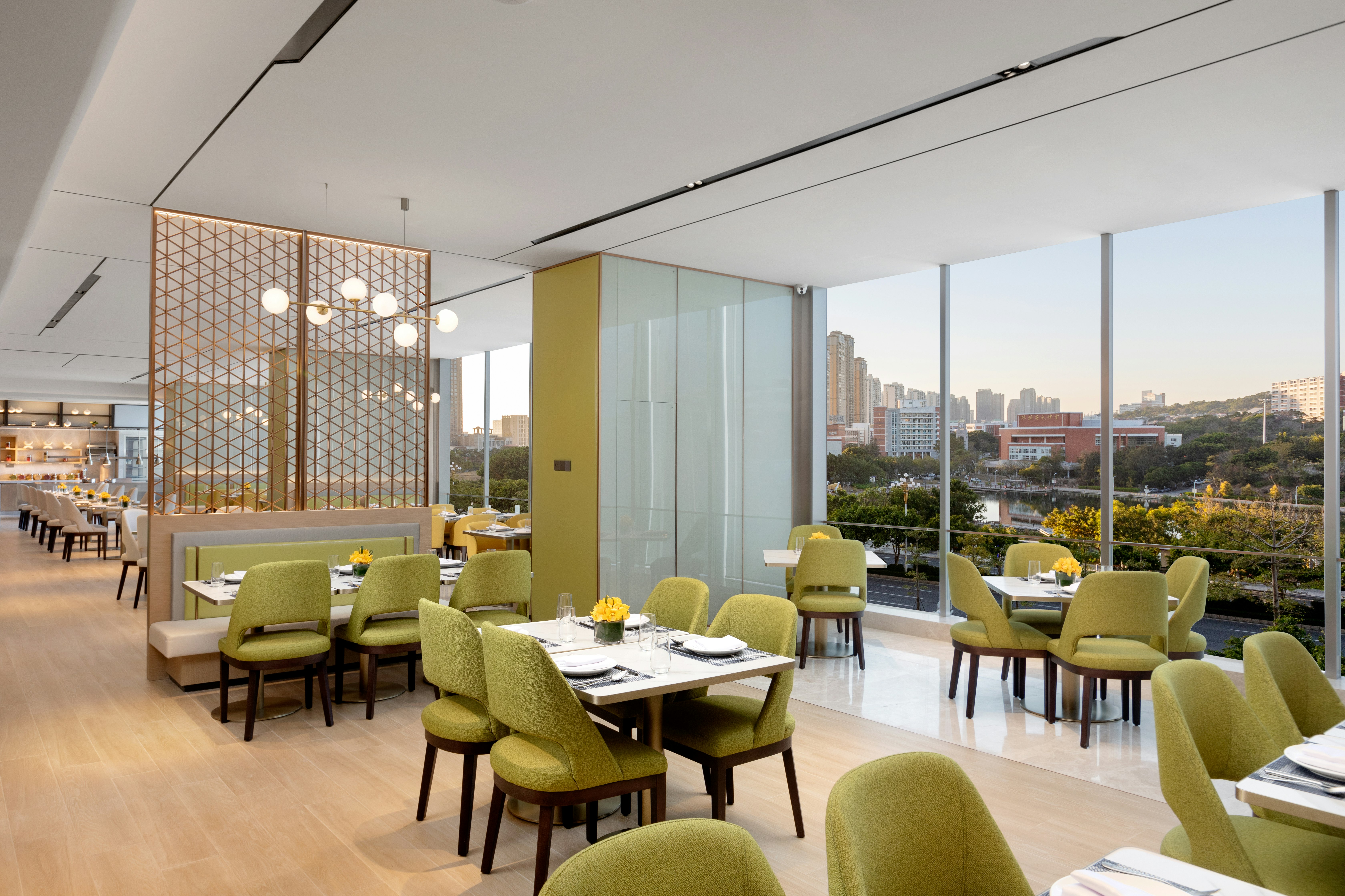 Holiday Inn Quanzhou Donghai 34/49
