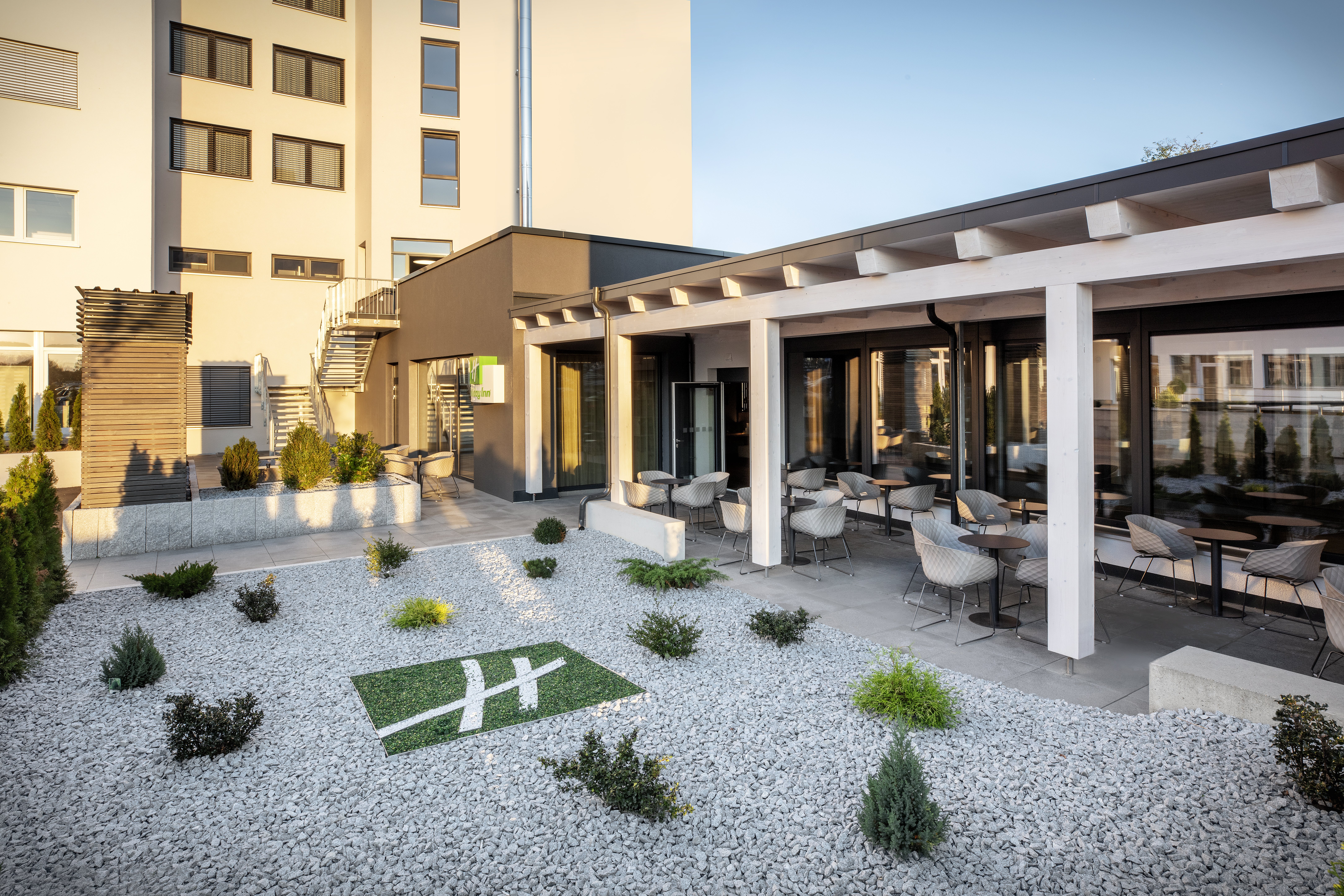 HOLIDAY INN VILLINGEN - SCHWENNINGEN 74/76
