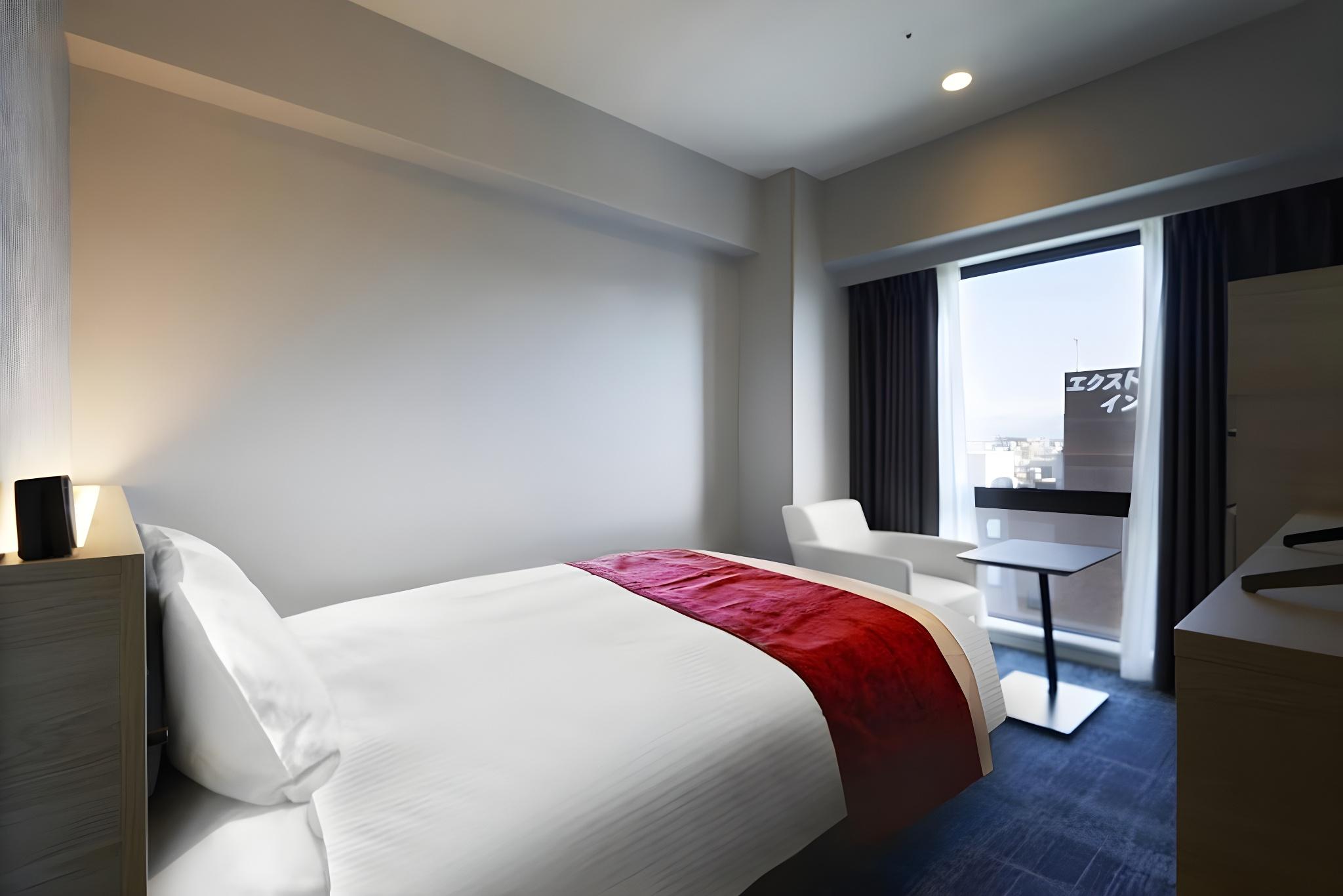 Basic, King Bed