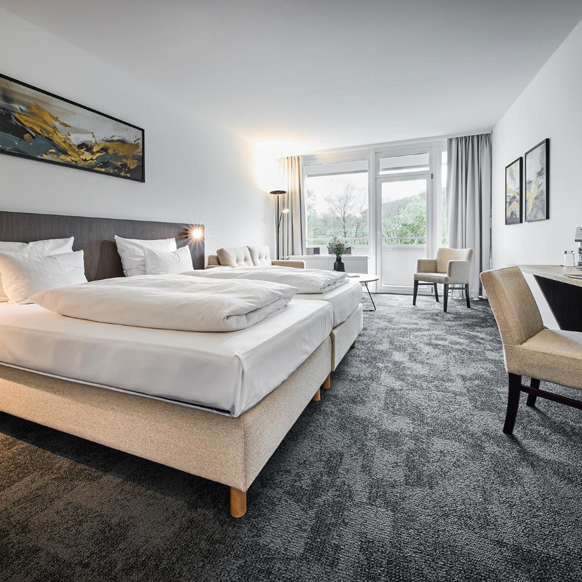 Plus, Comfort, King Bed