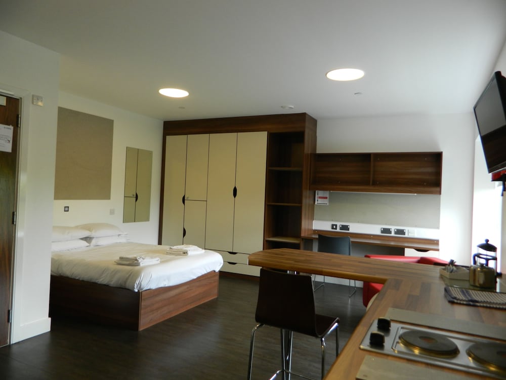 Willow Court University of Stirling 6/24