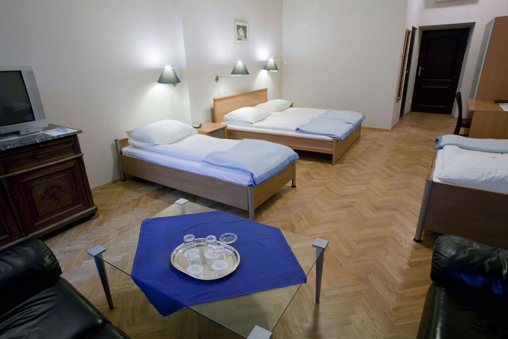 Hotel Floryan Old Town 45/60