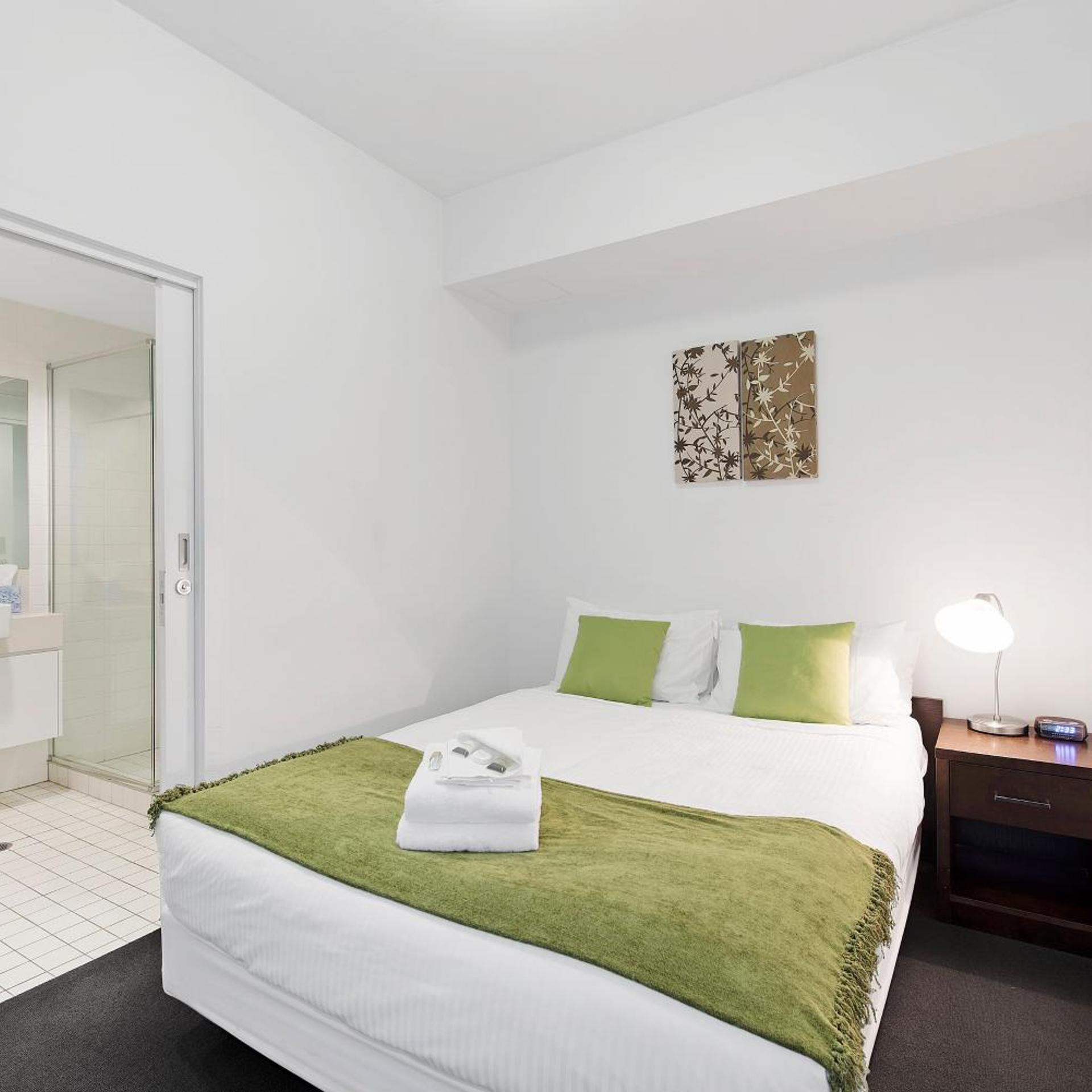 1 Bedroom, Soho, Apartment