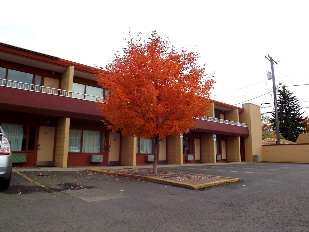 Travelodge By Wyndham Kalispell 6/34