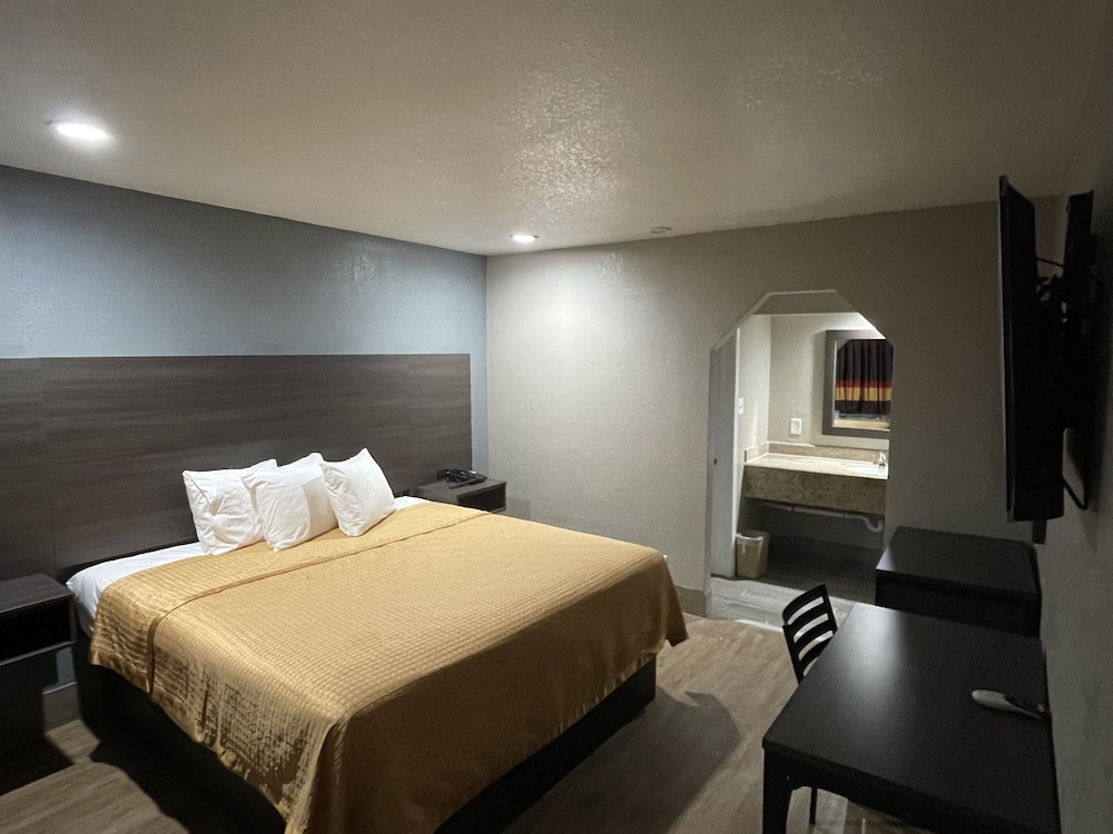 Southmore Boulevard Motel 14/25