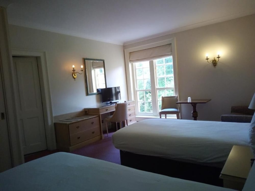 Standard, Twin Beds, Main House