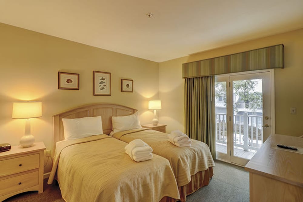 Ocean Palms Villas at Port Royal Resort 10/50