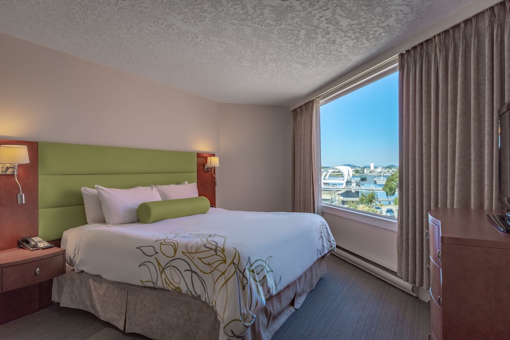 Victoria Regent Waterfront Hotel & Suites 12/86
