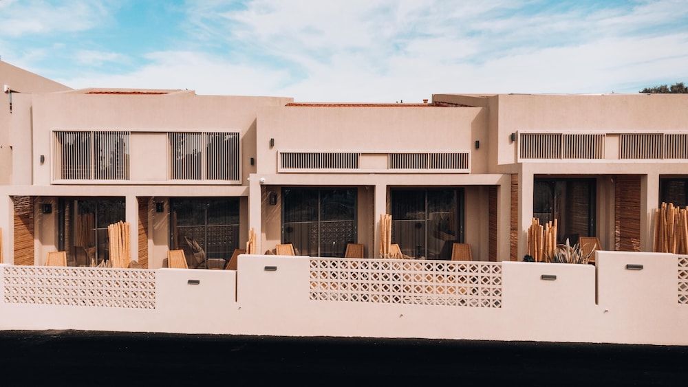 Amoessa Boutique Hotel 3/56