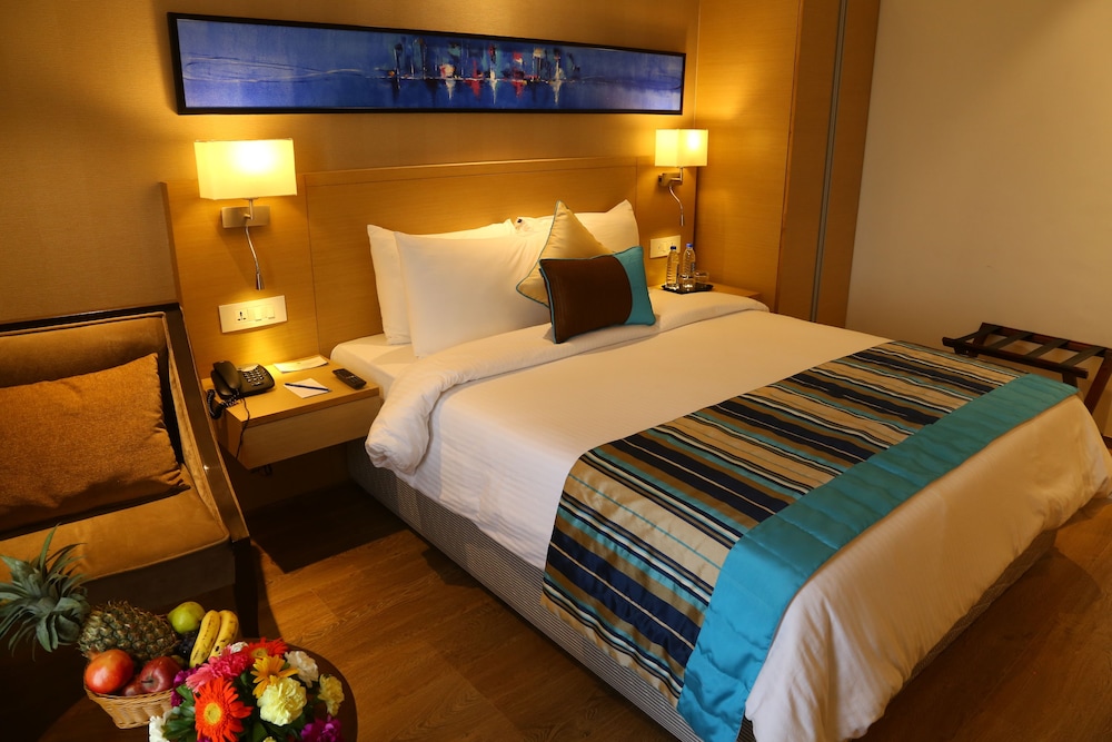 Rivera Sarovar Portico, Ahmedabad 9/25