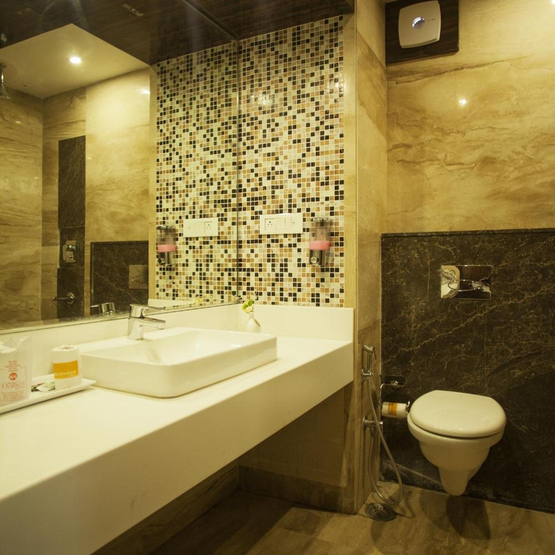 Hotel Delhi 55 27/30