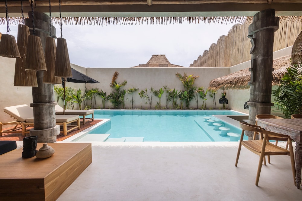 Karma Resort 44/50
