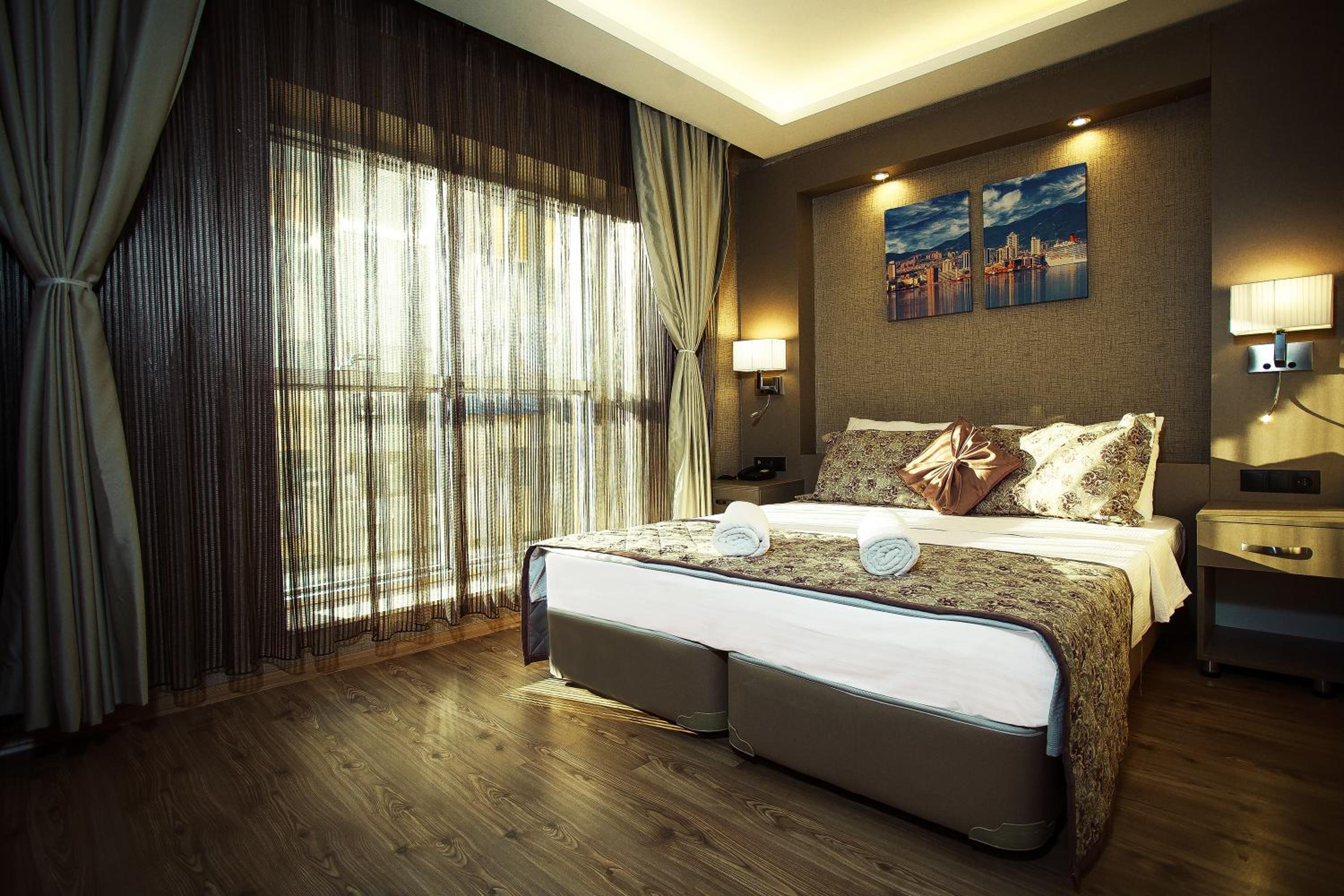 Hotel Iz 5/47