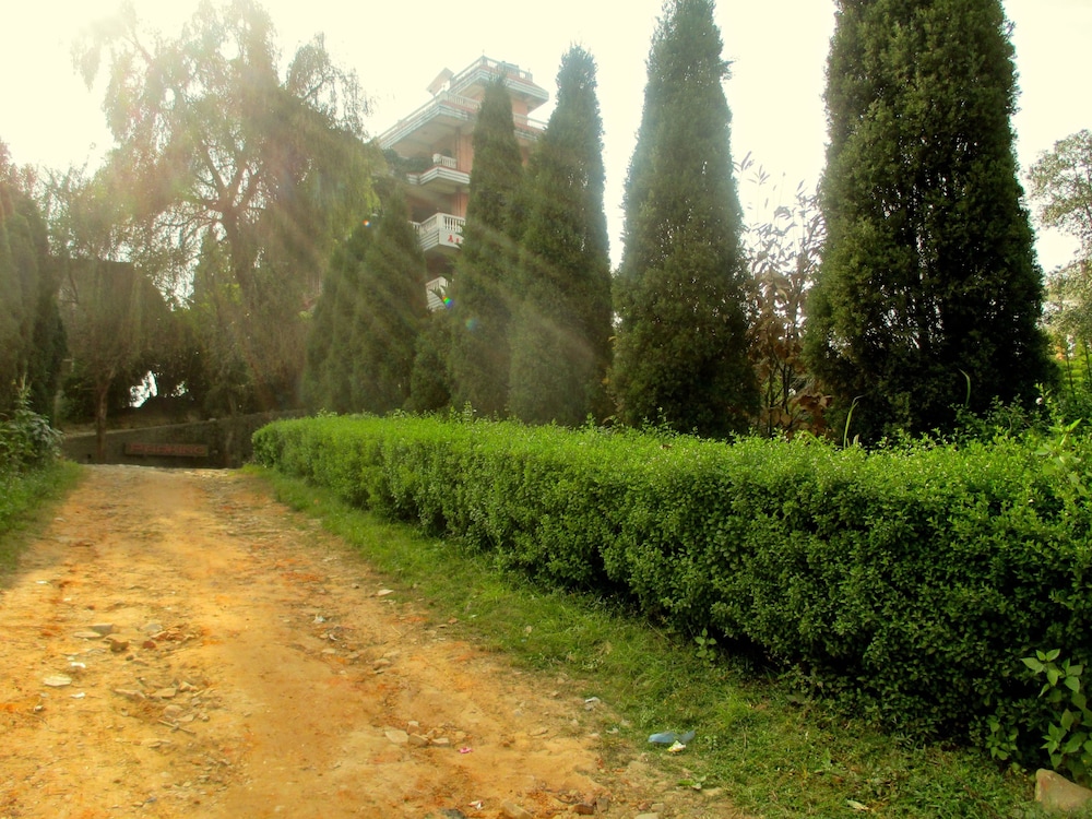 Araniko Village Resort 40/50
