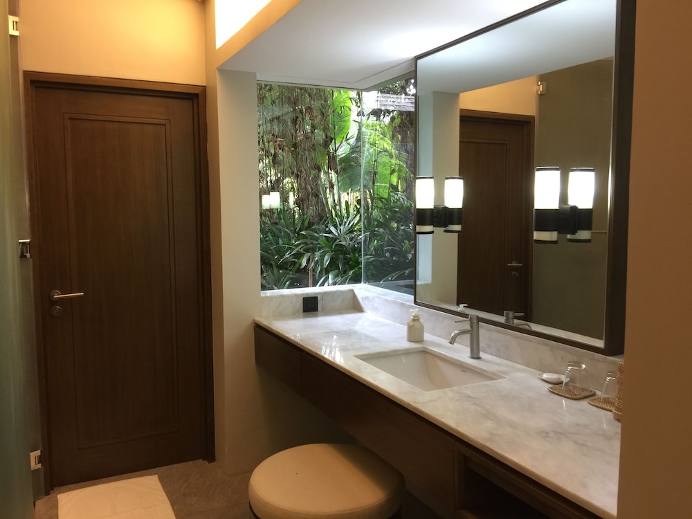 Amorita Resort 30/75