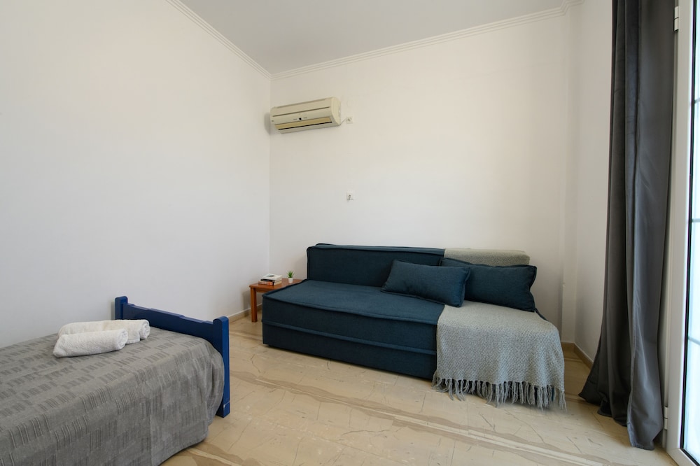 Aquarius Beach Aparthotel 43/69