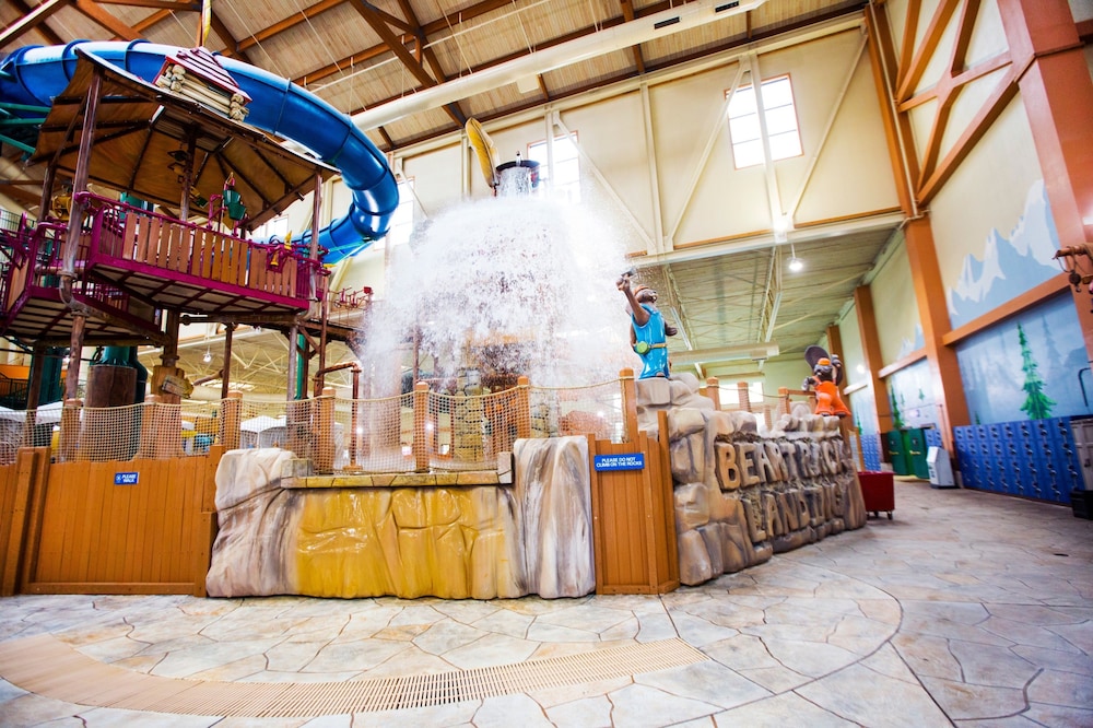 Great Wolf Lodge Pocono Mountains, PA 60/69
