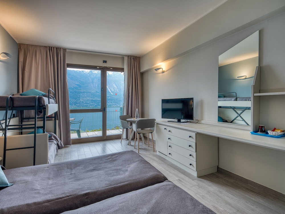 Hotel San Pietro 24/50