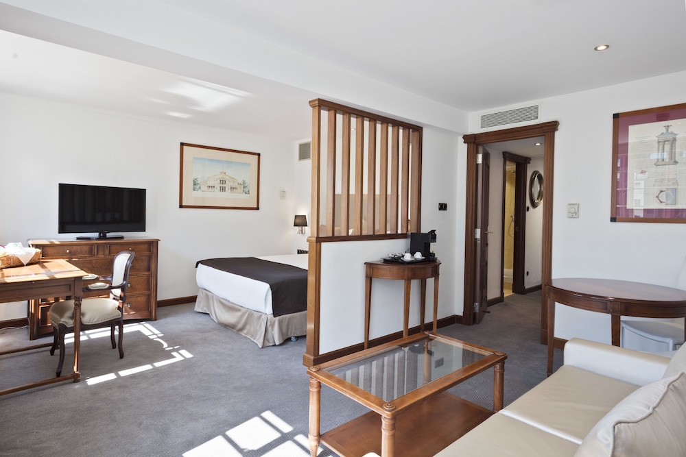 Melia White House Apartments 30/50