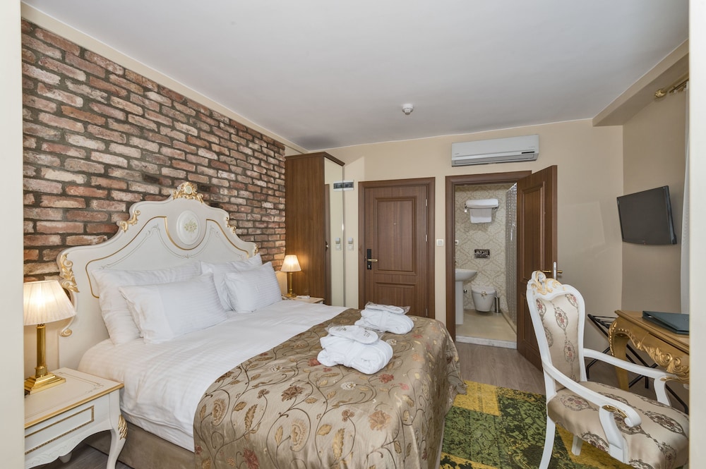By Murat Royal Hotels Boutique Class 6/32