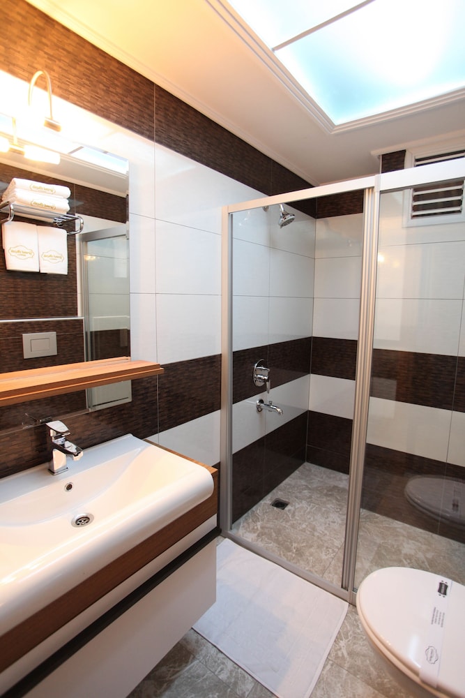 Grand Akcali Otel 20/22