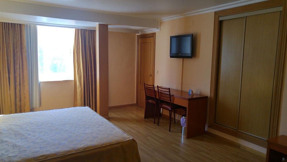 Hotel Cabanas 19/45