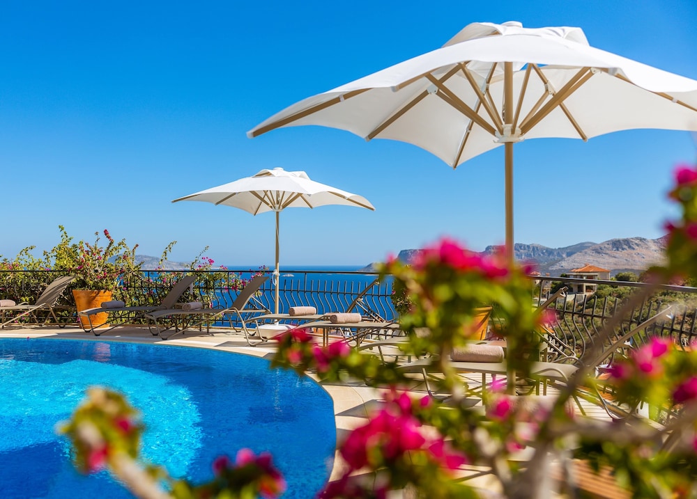 Hill House - Adults Only 37/50