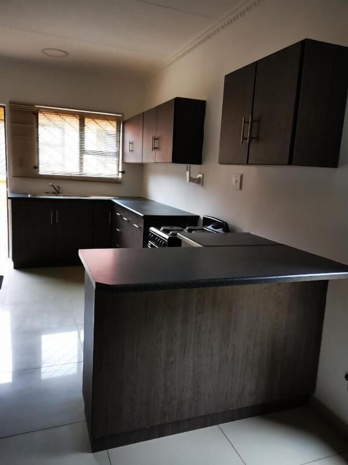 Green Olive Residences 2/13
