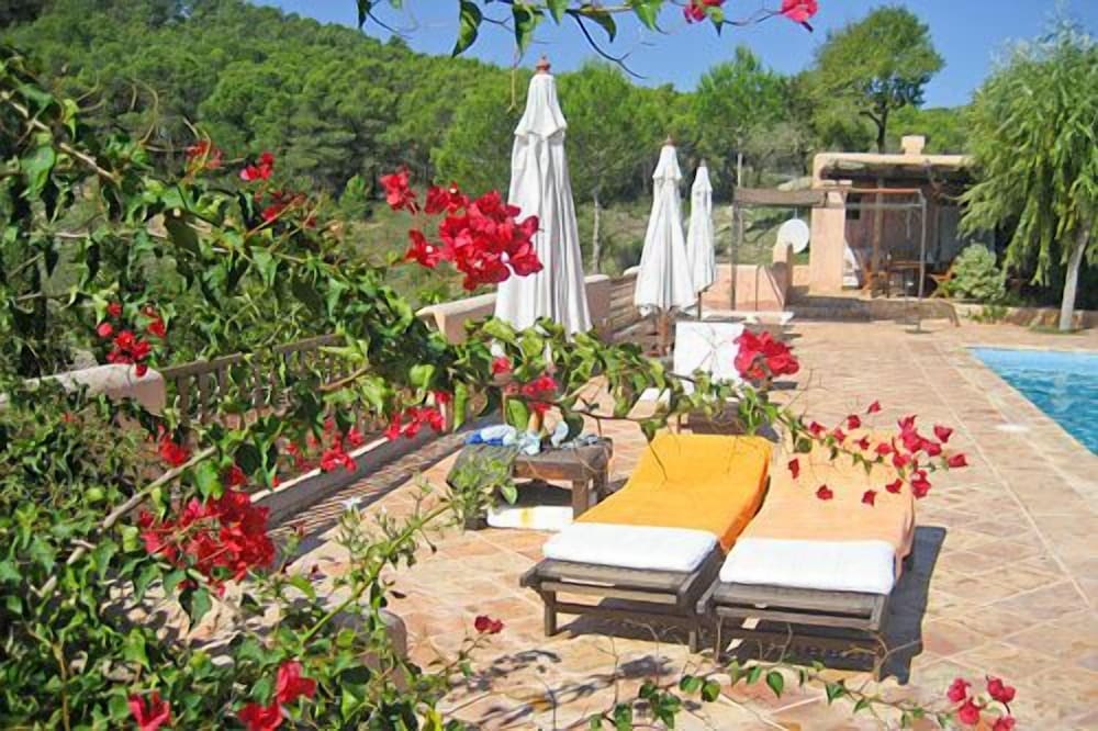 Agroturismo Can Pujolet 42/50