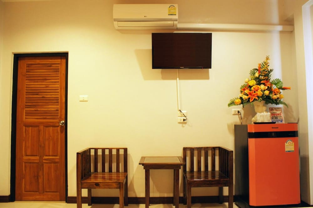 Graphic House At Chiang Rai 35/50
