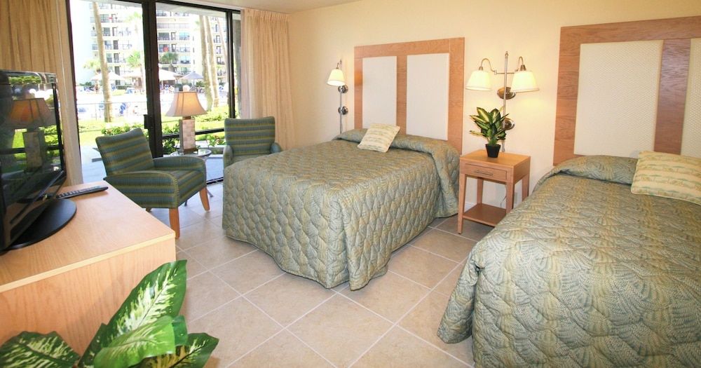 Royale Beach and Tennis Club, a VRI resort 29/49