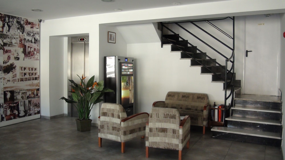 Hotel Gami Adults Only 32/53