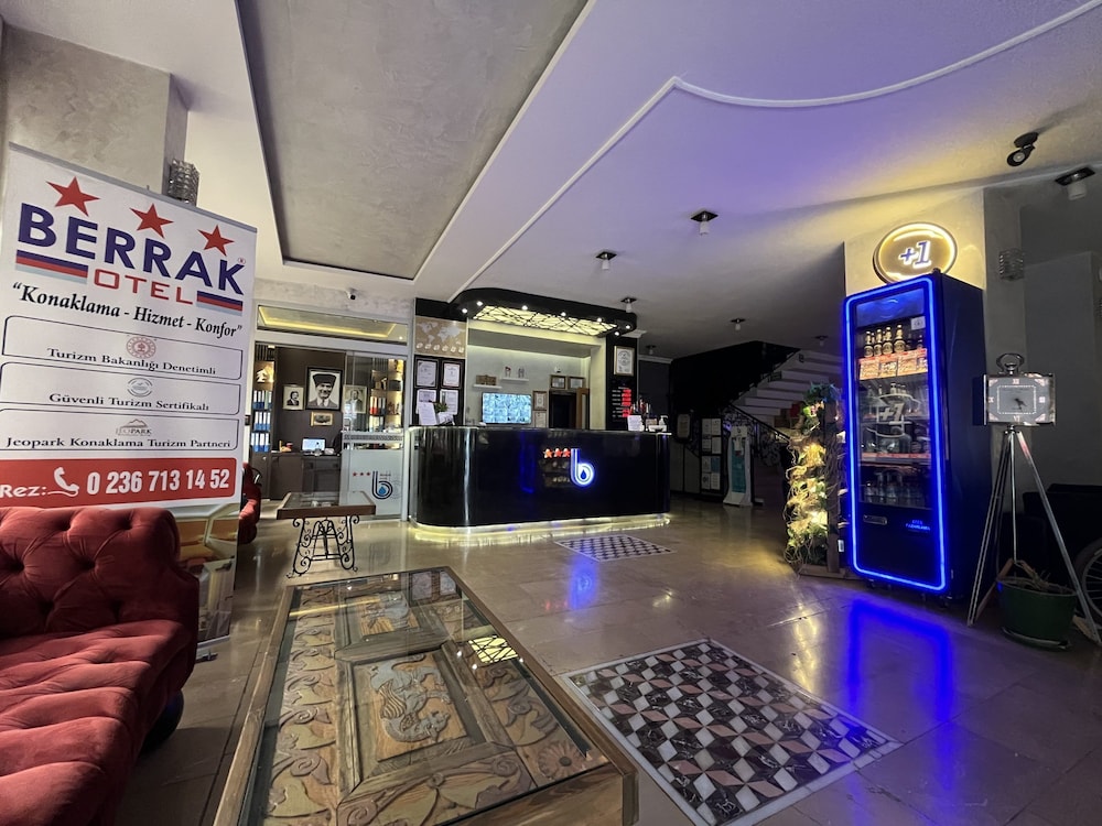 BERRAK OTEL 4/15