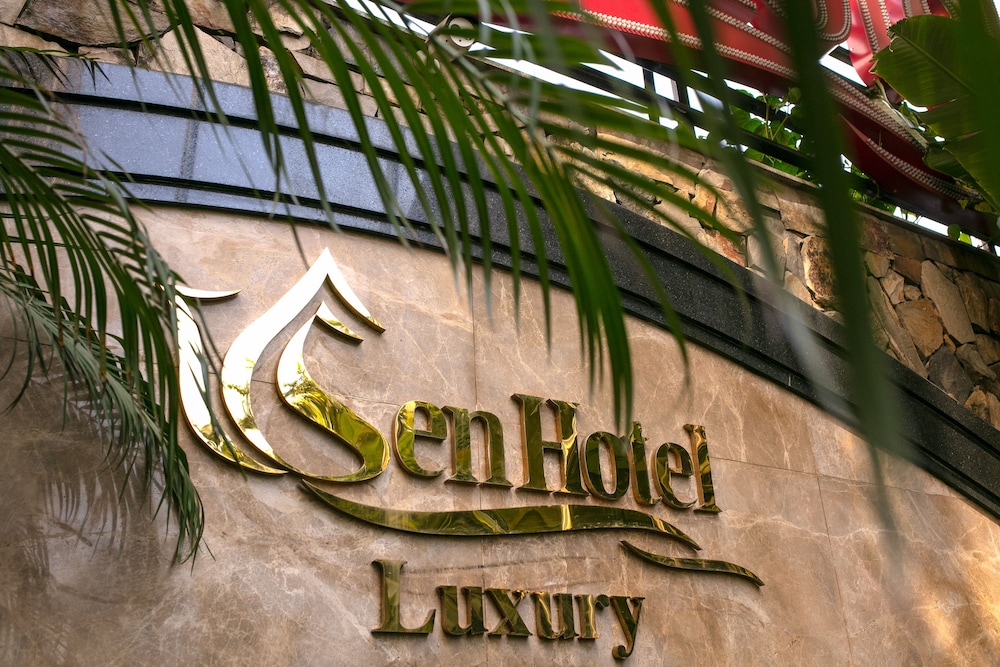 Sen Hotel 51/53