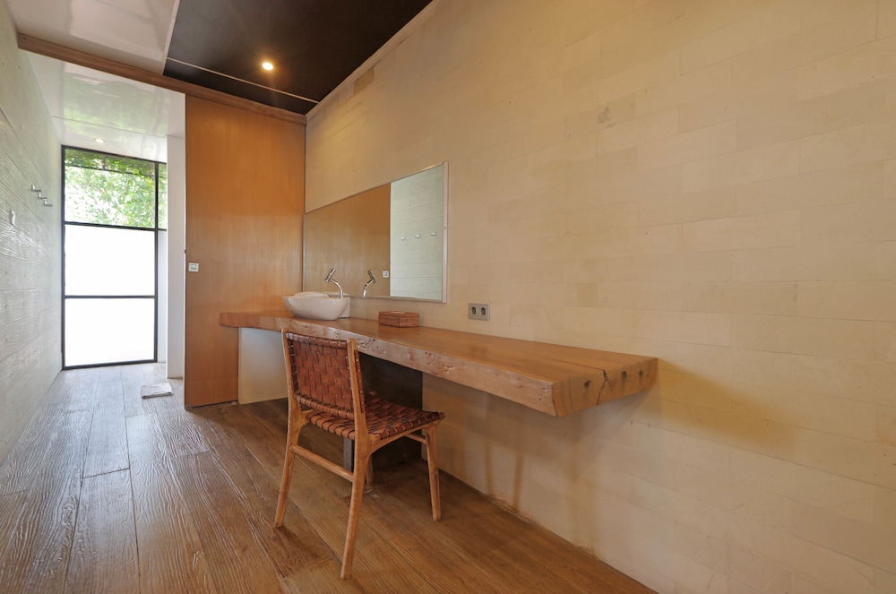 Clio Apartments 25/45
