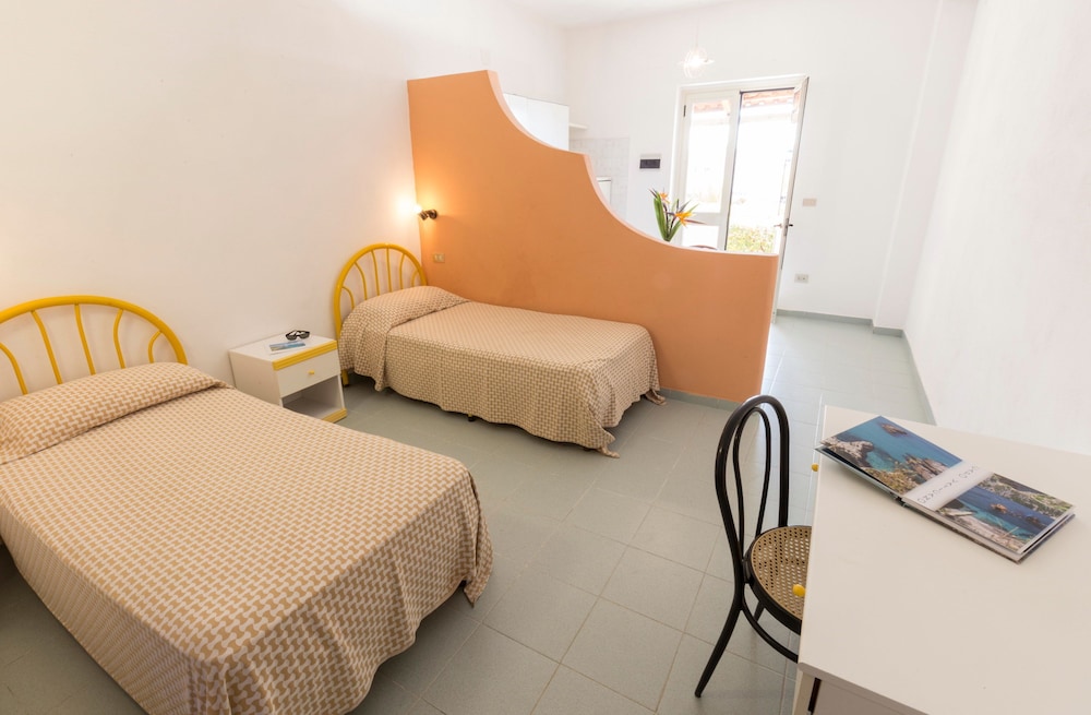 Residence Esmeraldo 9/43