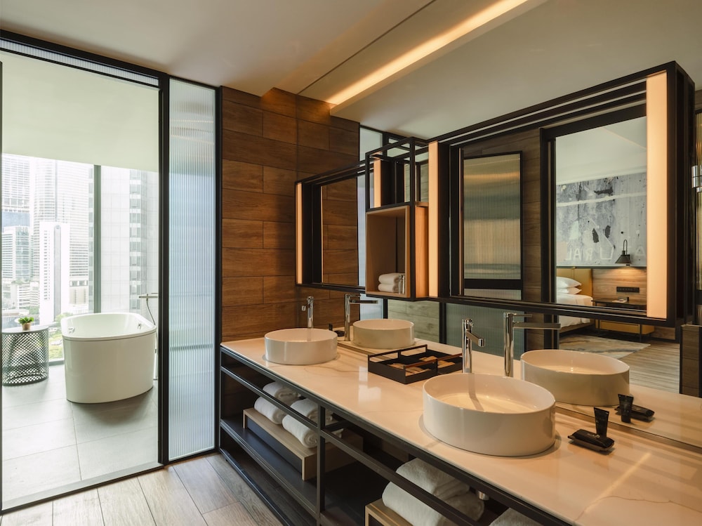 Hyatt Centric City Centre Kuala Lumpur 60/62