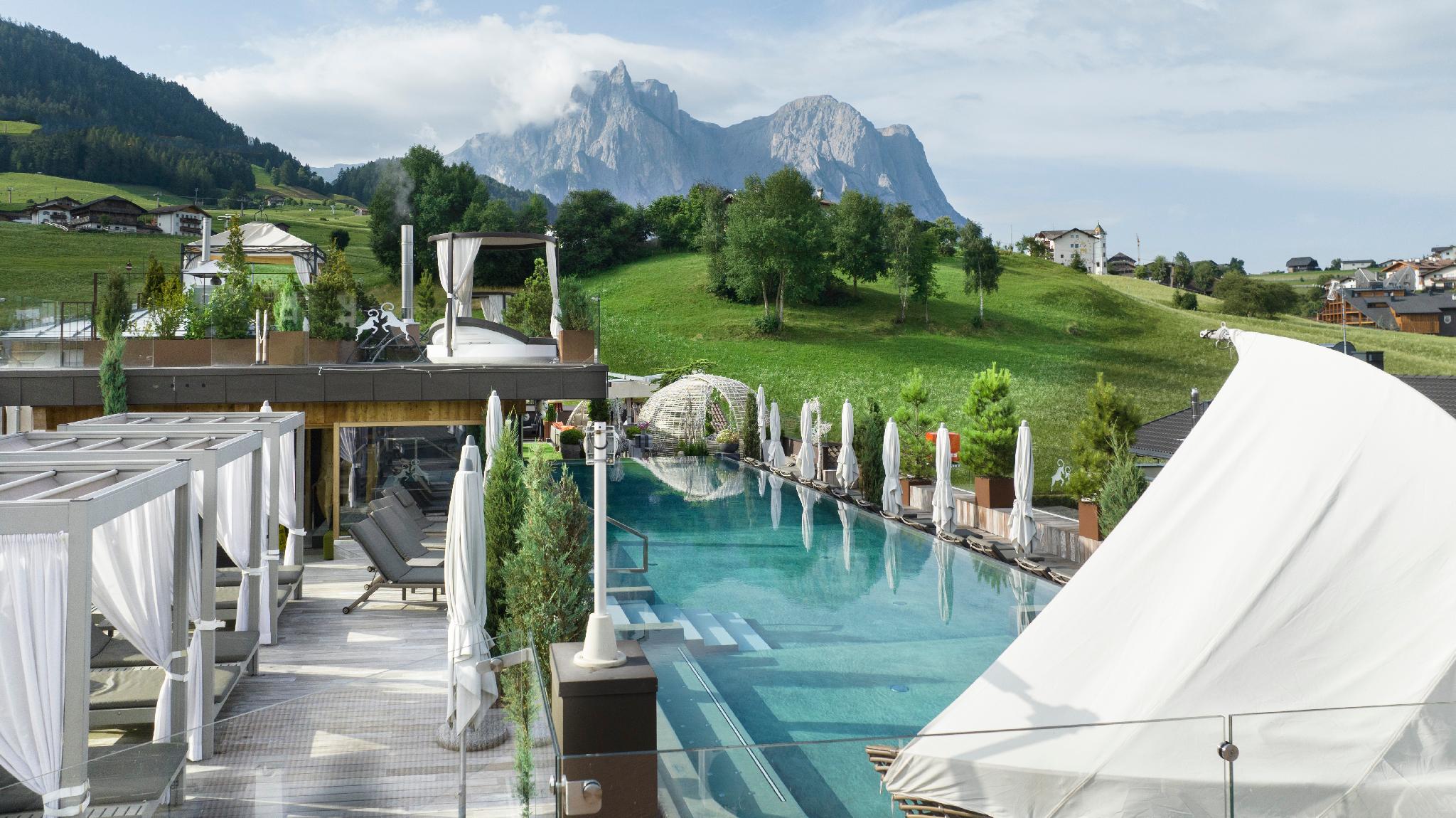Abinea Dolomiti Romantic Spa Hotel 14/27