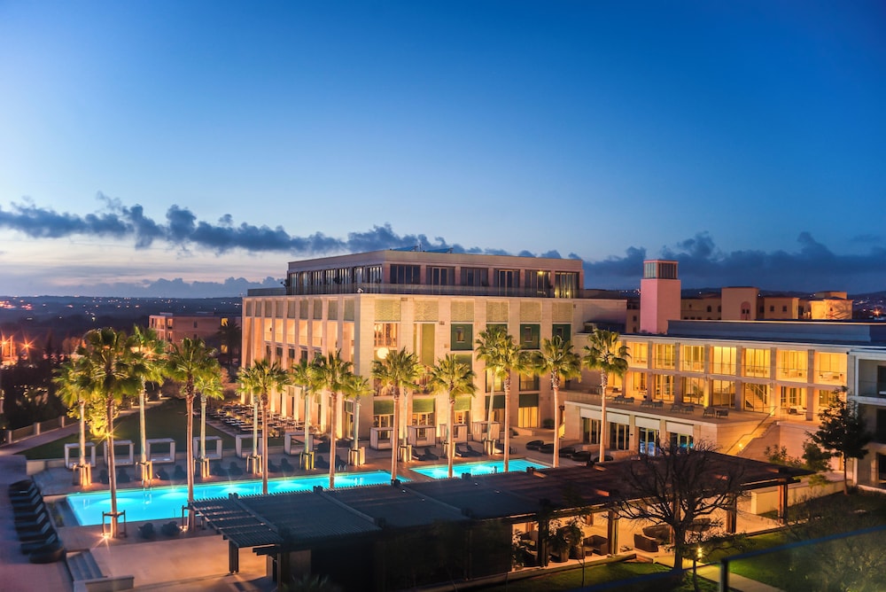 Victoria Golf Resort and Spa Managed by Accor 2/50