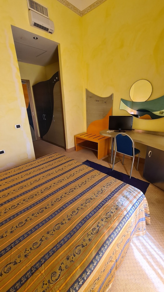 HOTEL DEL SOLE RESORT 25/39