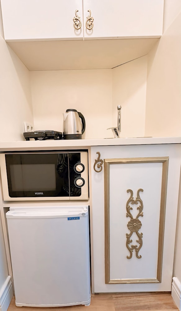 NURU ZIYA SUITES 5/82