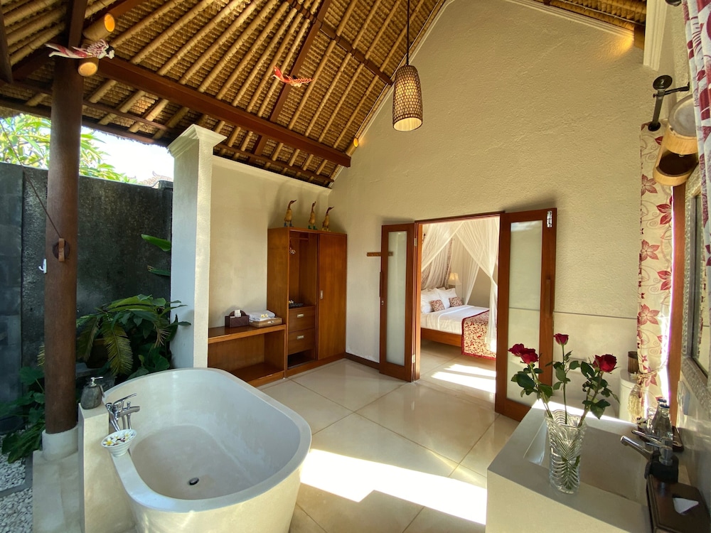 Rumah Dadong 48/50