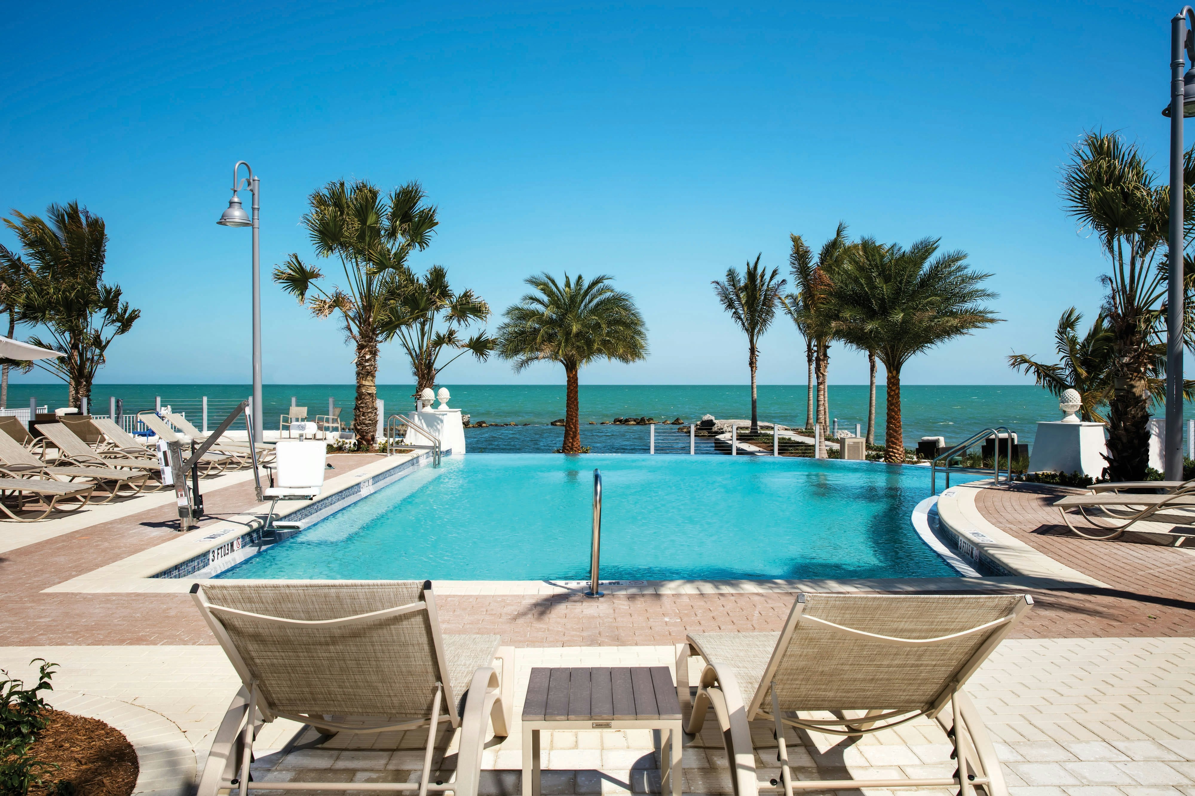 Courtyard by Marriott Faro Blanco Resort 33/33