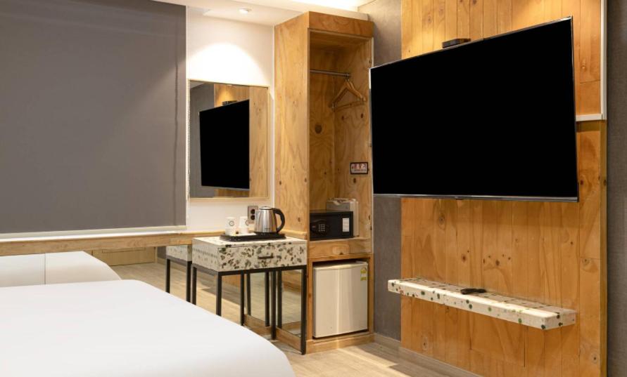Suwon Hotel Pacific 37 28/35